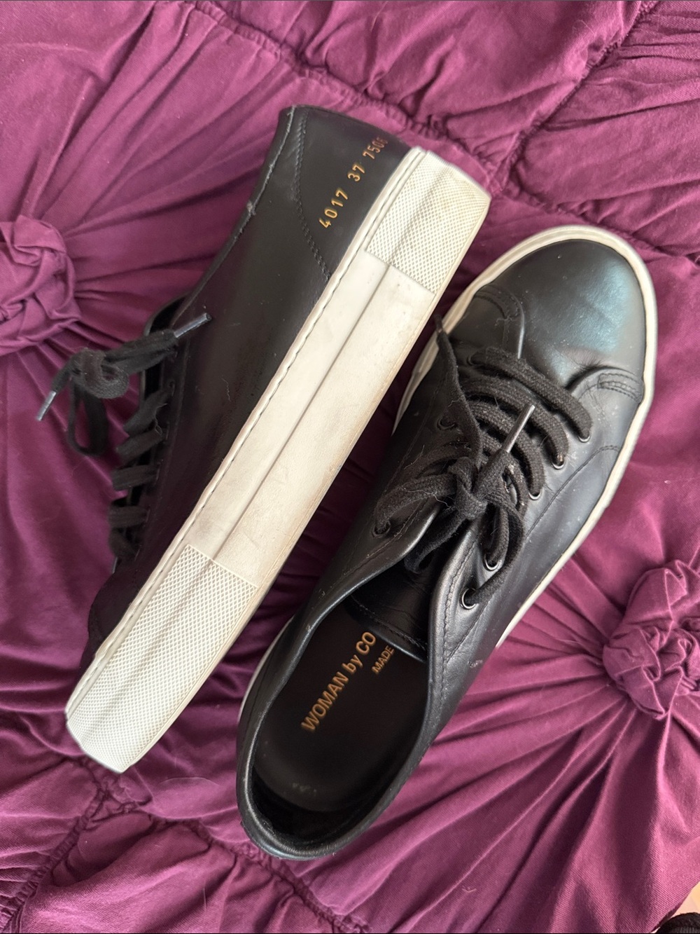 Woman by Common Projects Black Leather Low-Top Sneakers